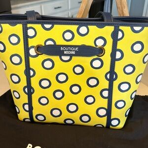 Boutique Moschino!!!